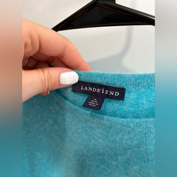 LIKE NEW- LANDS END - WOMANS 100% CASHMERE BLUE SWEATER TOP - Picture 5 of 7